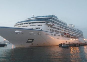 ميناء غرب بورسعيد يستقبل 3600 سائح من جنسيات مختلفة على متن السفينة الهولندية NIEUW STATENDAM