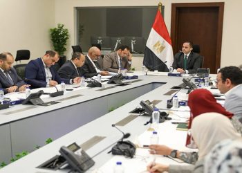 نائب وزير الصحة يعقد اجتماعًا لمتابعة مستجدات العمل بمنظومة سلاسل الإمدادات الدوائية