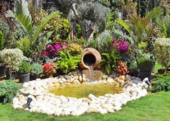 تهذيب وتقليم أشجار حديقتي الأورمان والحيوان بالجيزة لحين انتهاء أعمال التطوير