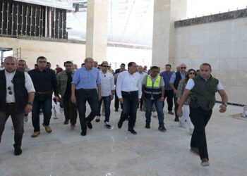 رئيس الوزراء يبدأ زيارة لمحافظة المنيا لتفقد عدد من المشروعات الخدمية