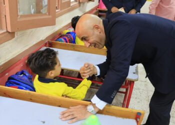 وزير التربية والتعليم يتابع انتظام العملية التعليمية بجولات مفاجئة في عدد من المدارس بالجيزة