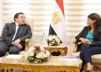 وزيرة التخطيط تلتقي وزير الخارجية الإسباني خلال زيارته لمصر لبحث تطوير العلاقات