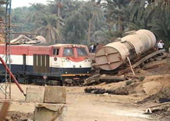 السكة الحديد تصدر بيانا تفصيليا عن حادث انقلاب قطار بضائع البدرشين