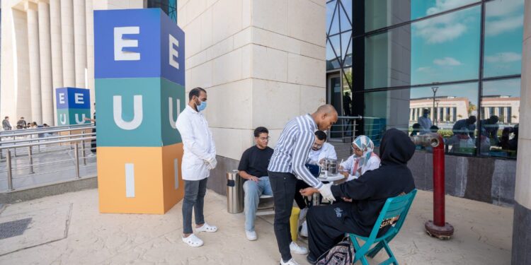 مصر للمعلوماتية تنظم حملة للتبرع بالدم” بالتعاون مع التحالف الوطني للعمل الأهلي