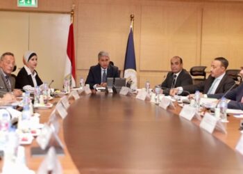 وزير السياحة والآثار يترأس اجتماع مجلس إدارة المجلس الأعلى للآثار