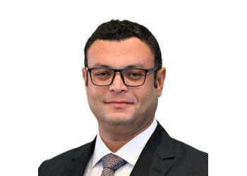 وزير الإسكان يصل مدينة العلمين الجديدة لمتابعة سير العمل بالمشروعات التنموية بإقليم الساحل الشمالى الغربى