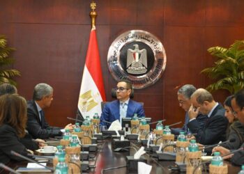 وزير الاستثمار يبحث مع وفد شركة الظاهرة الزراعية الإماراتية مشروعات الشركة الحالية واستثماراتها المستقبلية في مصر