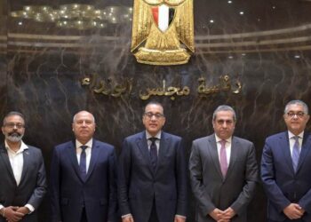 توقيع مذكرة تفاهم مع “موانىء دبي العالمية” لدراسة تطوير منطقة حرة عامة