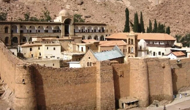 حقيقة مخططات لإخلاء دير سانت كاترين تزامناً مع تطوير المنطقة