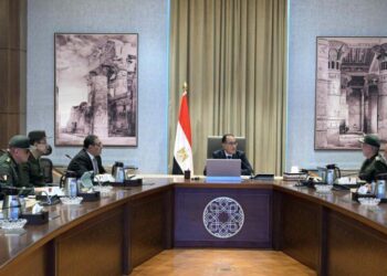 رئيس الوزراء يتابع موقف المُشروعات التى تنفذها الهيئة الهندسية للقوات المسلحة
