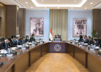 رئيس الوزراء يلتقي رئيس وكالة التعاون الدولي الكورية (كويكا) والوفد المرافق له