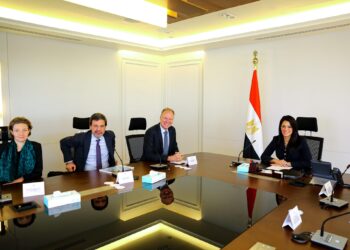 وزيرة التخطيط تستقبل وفد من الاتحاد الأوروبي لمناقشة تفعيل آلية ضمانات الاستثمار بقيمة 1.8 مليار يورو