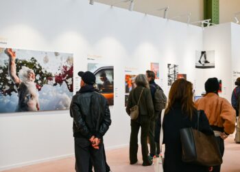 OPPO تحتفي بالمواهب العالمية في التصوير الفوتوغرافي بمعرض باريس للصور 2024