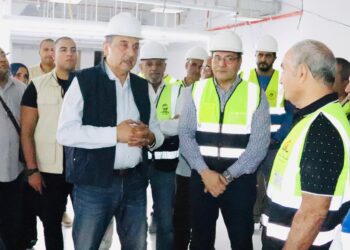 وزير قطاع الأعمال يزور شركة الدقهلية للغزل والنسيج ويتابع الموقف التنفيذي للمصانع الجديدة