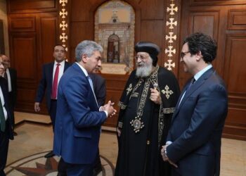 وزير السياحة والآثار يشارك في احتفال مرور 70عاما علي افتتاح المعهد