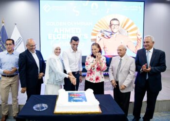 مصر للمعلوماتية تهنئ الطالب أحمد الجندي لتصدره فوربس وتتويجه أفضل لاعب بالعالم