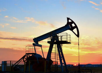 قفزة جديدة في أسعار النفط نحو 2%