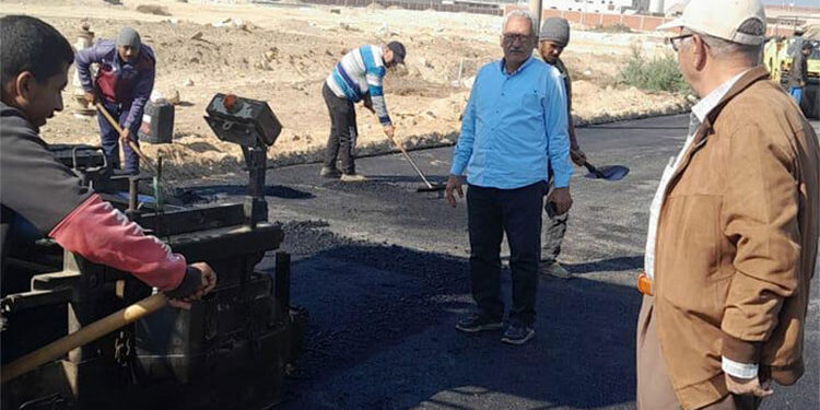 وزير الإسكان: استكمال أعمال التطوير والصيانة بالمناطق الصناعية بمدن بني سويف الجديدة والعاشر والعبور