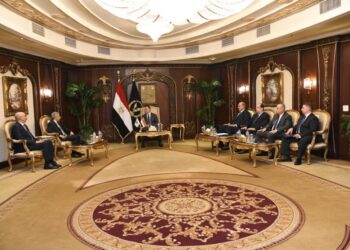 وزير الداخلية يلتقي أمين عام مجلس وزراء الداخلية العرب.. تفاصيل