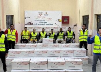 صندوق مكافحة الإدمان يسلم الدفعة الثانية من منتجات المتعافين من الإدمان من تصنيع الملابس الجاهزة لبنك الكساء