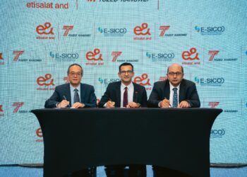 إي آند مصر تبدأ تصنيع أول راوتر محلي في مصر بتكنولوجيا 4.5G