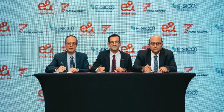 إي آند مصر تبدأ تصنيع أول راوتر محلي في مصر بتكنولوجيا 4.5G