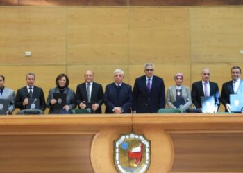 وزير التعليم العالي يشهد افتتاح مؤتمر “الاستثمار في البحث العلمي” بجامعة سوهاج