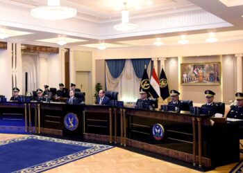 الرئيس السيسي: طورنا وعملنا موانئ جديدة للاستفادة من موقع قناة السويس