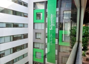 شنايدر إلكتريك مصر تحصل على شهادة SmartScore البلاتينية