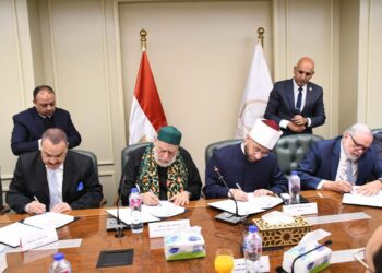 الأوقاف ومصر الخير وبنك الطعام ومؤسسة المنة يوقعون بروتوكول تعاون لدعم «مبادرة عودة الكتاتيب»