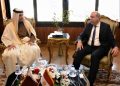 وزير الطيران يلتقي وزير النقل و المواصلات القطري لبحث آليات تعزيز التعاون الثنائي في مجال الطيران المدني
