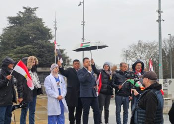 وقفة تضامنية أمام الأمم المتحدة بجنيف لدعم الفلسطينين ومساندة الموقف المصري الرافض للتهجير