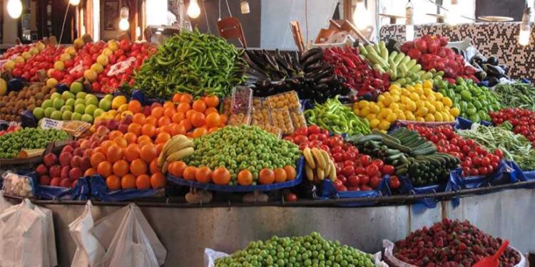 أسعار الخضار والفاكهة اليوم السبت