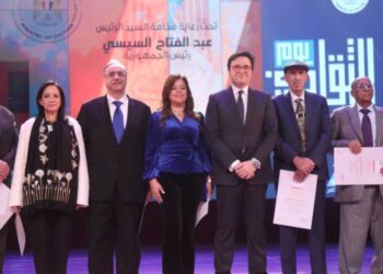 وزير الثقافة يُكرم صناع الهوية المصرية خلال النسخة الأولى من “يوم الثقافة” بدار الأوبرا