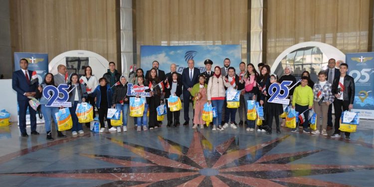 وزارة الطيران المدني تنظم جولة لمجموعة من أبناء الشهداء وذوي الهمم لقضاء تجربة فريدة داخل أكاديمية مصر للطيران