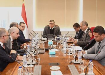 وزير الإسكان يلتقى ممثلي مجموعة عبدالمحسن الحكير القابضة ويستعرض عددا من الفرص الاستثمارية