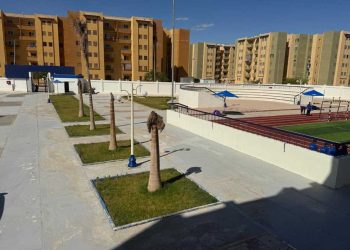 وزير الإسكان يتابع الموقف التنفيذي لعددٍ من المشروعات بمدينة أسيوط الجديدة