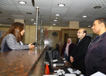 وزيرة التنمية تقوم بجولة مفاجئة علي حي الأزبكية لمتابعة سير العمل في مختلف الملفات