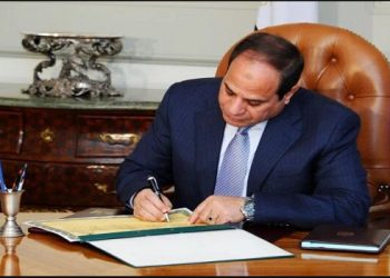 الرئيس السيسي يوقع تعديلا ببعض أحكام قانون تسجيل السفن التجارية