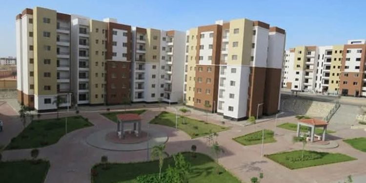 وزير الإسكان يُعلن موعد إجراء القرعة العلنية بين المتقدمين على الوحدات السكنية والأراضي الصغيرة “مسكن”