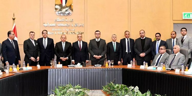 وزارتا الإسكان والخارجية تطلقان مبادرة “بيتك في مصر” للمصريين في الخارج