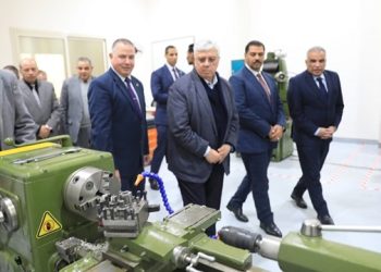 وزير التعليم العالي يتفقد جامعة سمنود التكنولوجية ويطمئن على انتظام الدراسة بالفصل الدراسي الثاني