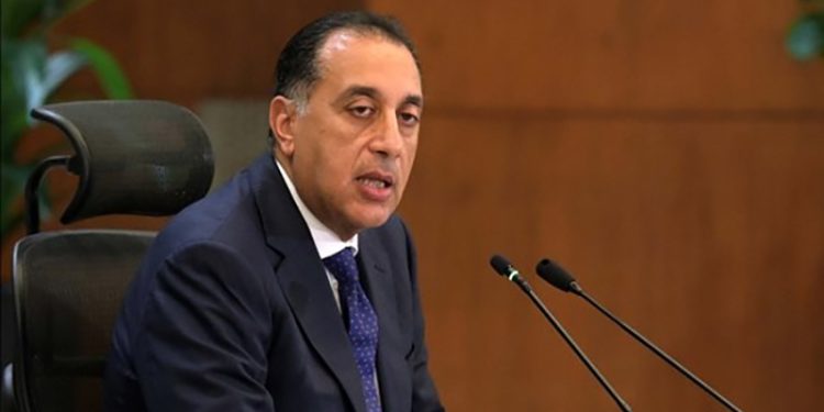 رئيس الوزراء: تكليف مكتب استشارى لوضع رؤية كاملة لتطوير منطقة وسط البلد