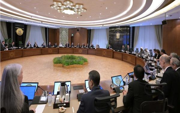 رئيس الوزراء يترأس مائدة نقاش مستديرة بعنوان “تحول مستقبل مصر الطاقى”