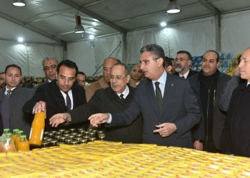 وزير التموين يفتتح معرض “أهلاً رمضان” بالسواح لتوفير السلع بأسعار مخفضة