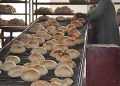 خصم 25% من حصة المخابز المدعمة العاملة بالغاز غير الملتزمة بسداد فروق تكلفة تصنيع الخبز