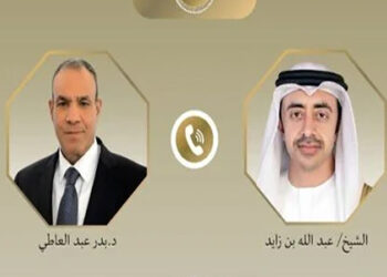 اتصال هاتفي بين وزير الخارجية والهجرة ونظيره الإماراتي