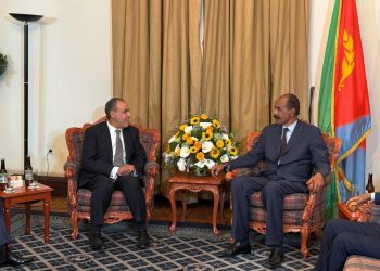 وزير الخارجية والهجرة ينقل رسالة شفهية من فخامة السيد رئيس الجمهورية إلى رئيس اريتريا