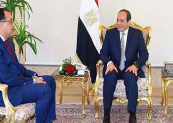 رئيس الوزراء يهنئ الرئيس السيسي بحلول عيد الفطر المبارك