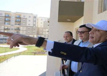 مدبولي يتفقد نماذج وحدات سكنية ضمن المبادرة الرئاسية “سكن لكل المصريين” محور متوسطي ومنخفضي الدخل